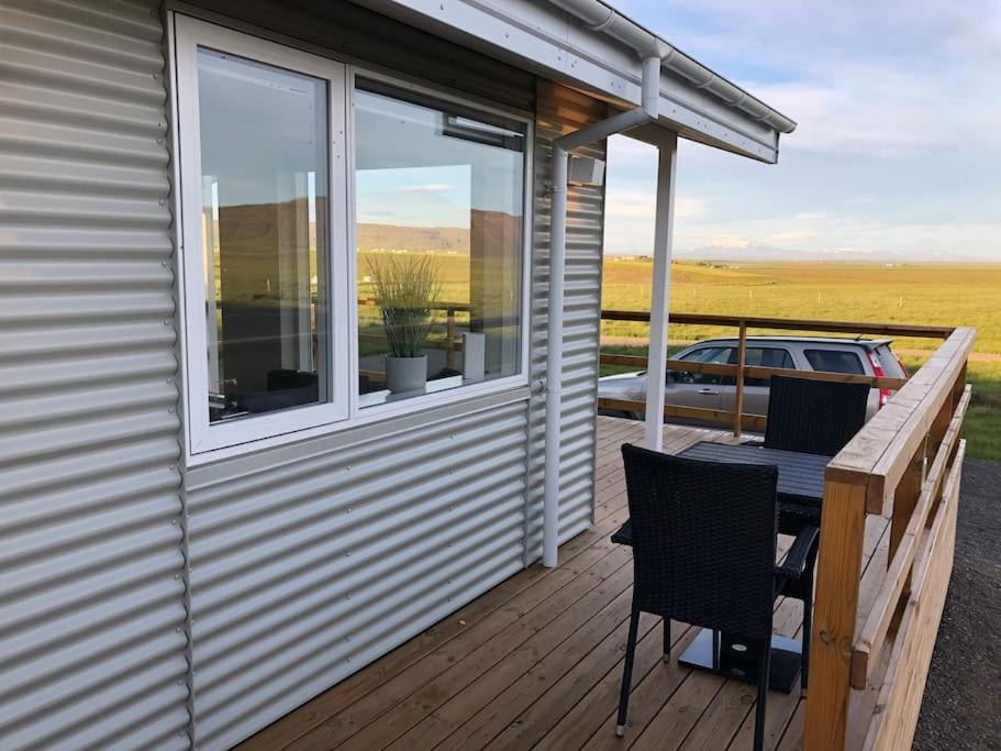 Eyvik Cottages - Private Hot Tub! Селфосс Экстерьер фото